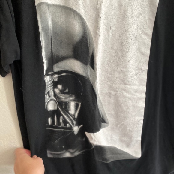 STar wars darth Vader tee xl black white in EUC - Picture 3 of 7